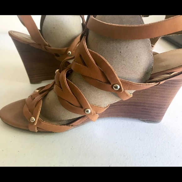 Ivanka Trump Wedge Sandals Brown Leather Size 8 - Picture 3 of 7